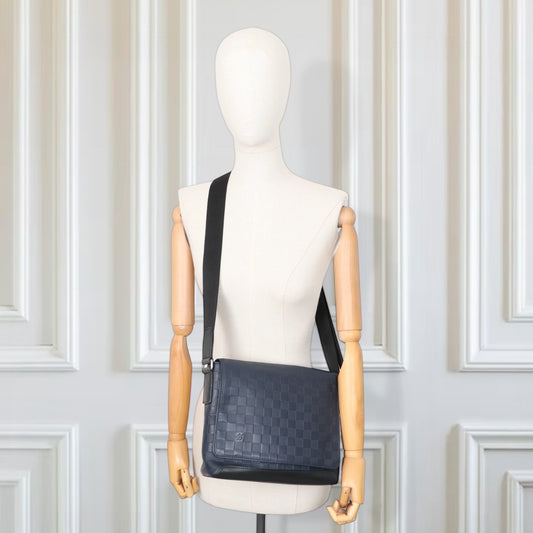Louis Vuitton District PM Damier Infini Messenger