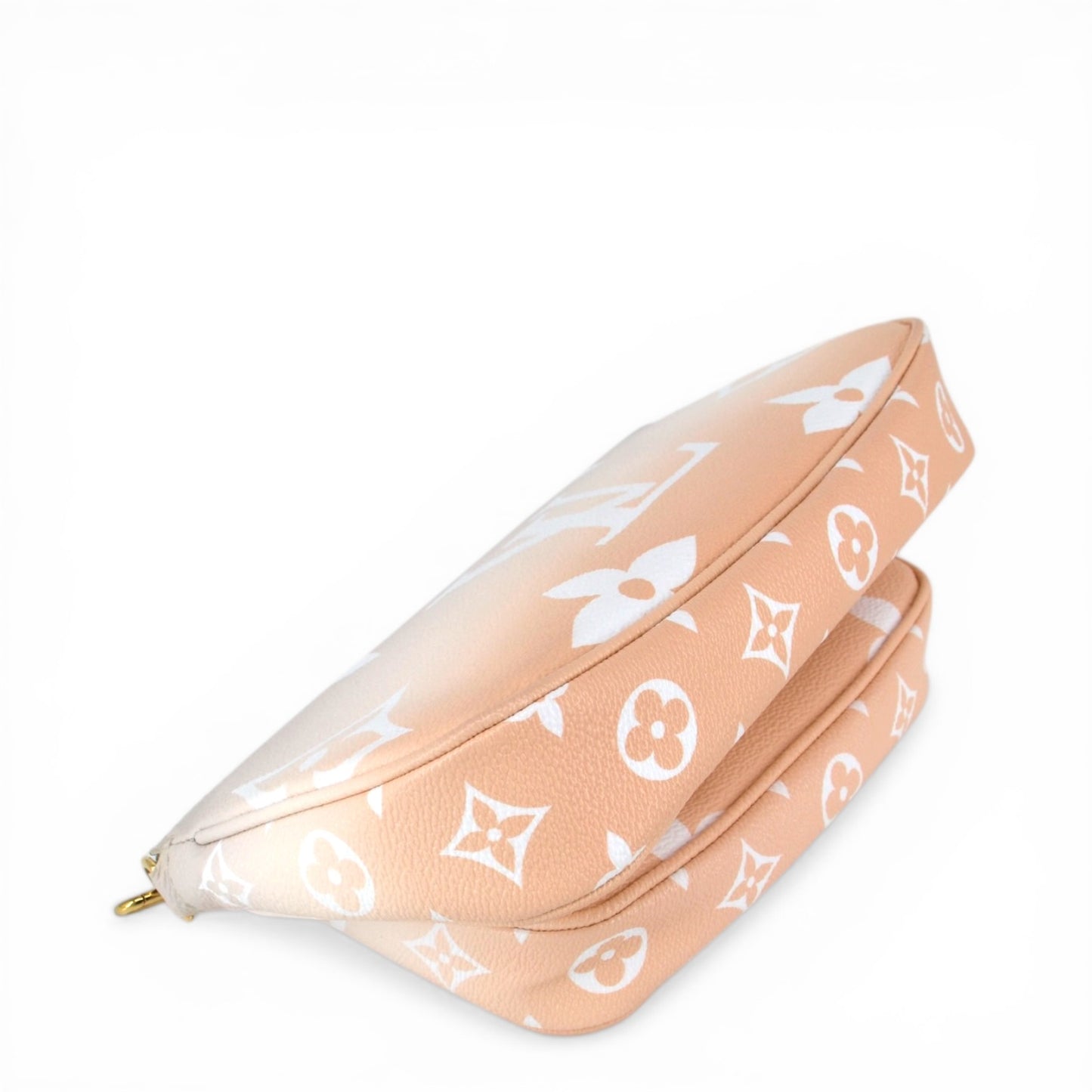 Louis Vuitton Multi-pochette By the pool