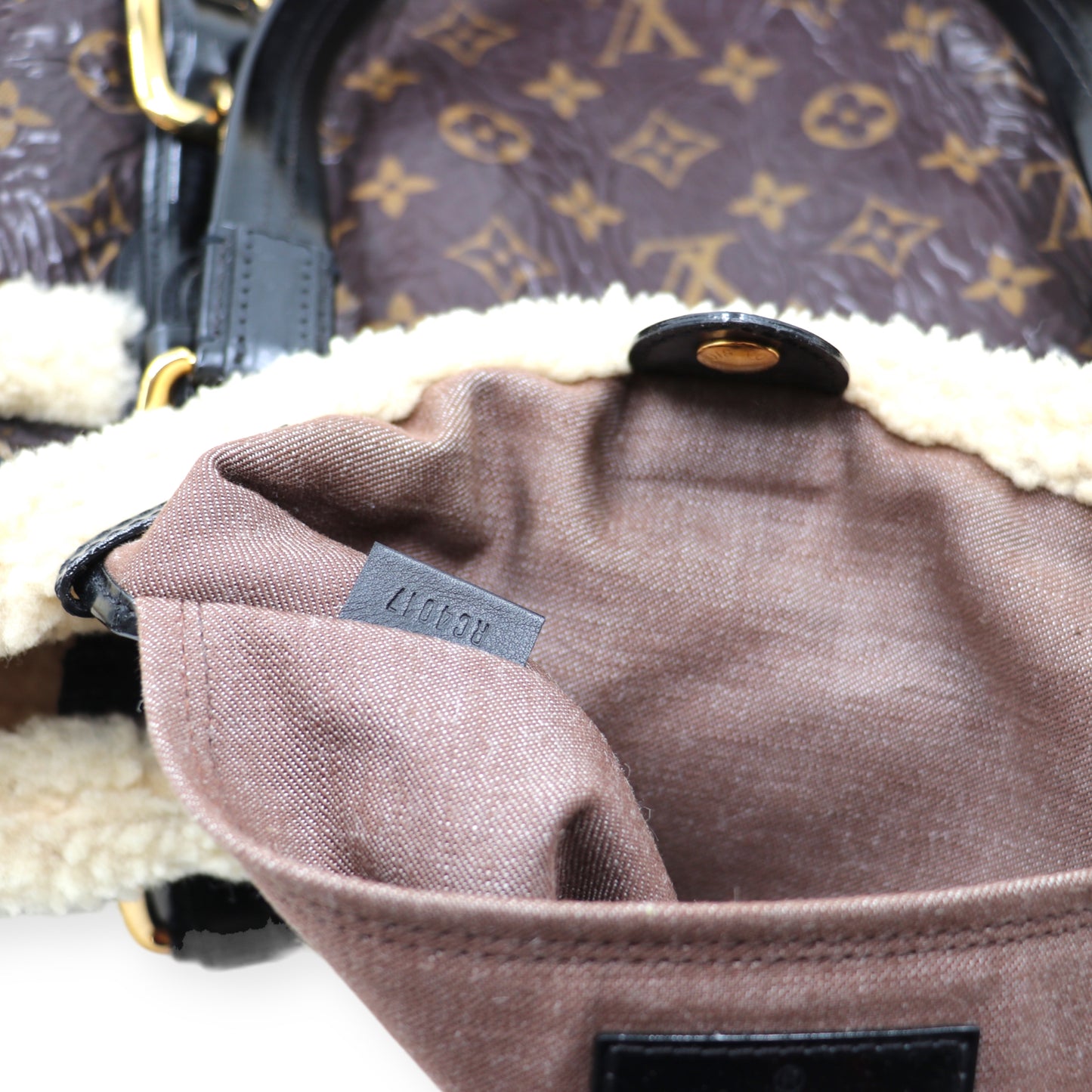 Louis Vuitton Thunder Shearling