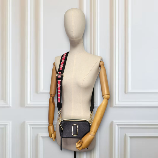 Marc Jacobs Snapshot schwarz