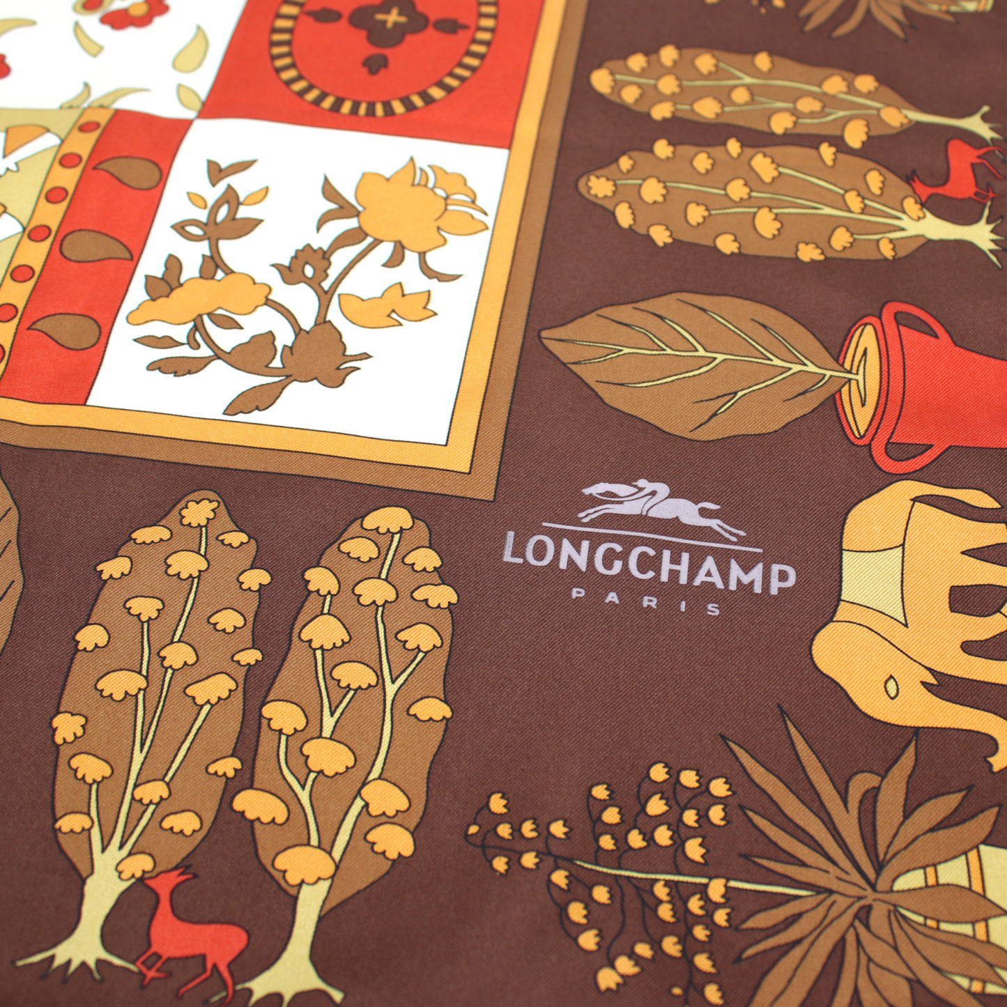 Longchamp Seidentuch