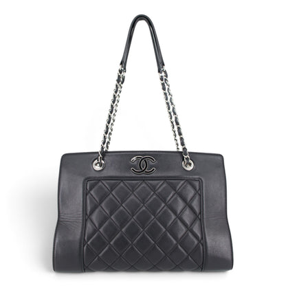 Chanel Large Mademoiselle Shopper matelassé schwarz