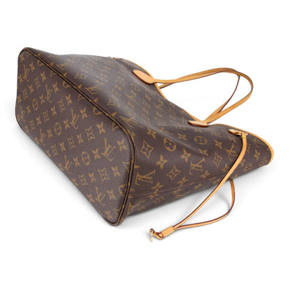 Louis Vuitton Neverfull MM + Pochette Monogram Cerise