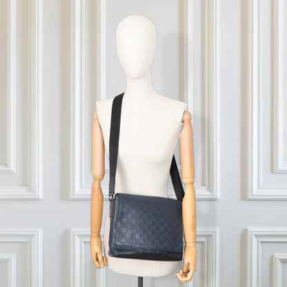 Louis Vuitton District PM Damier Infini Messenger
