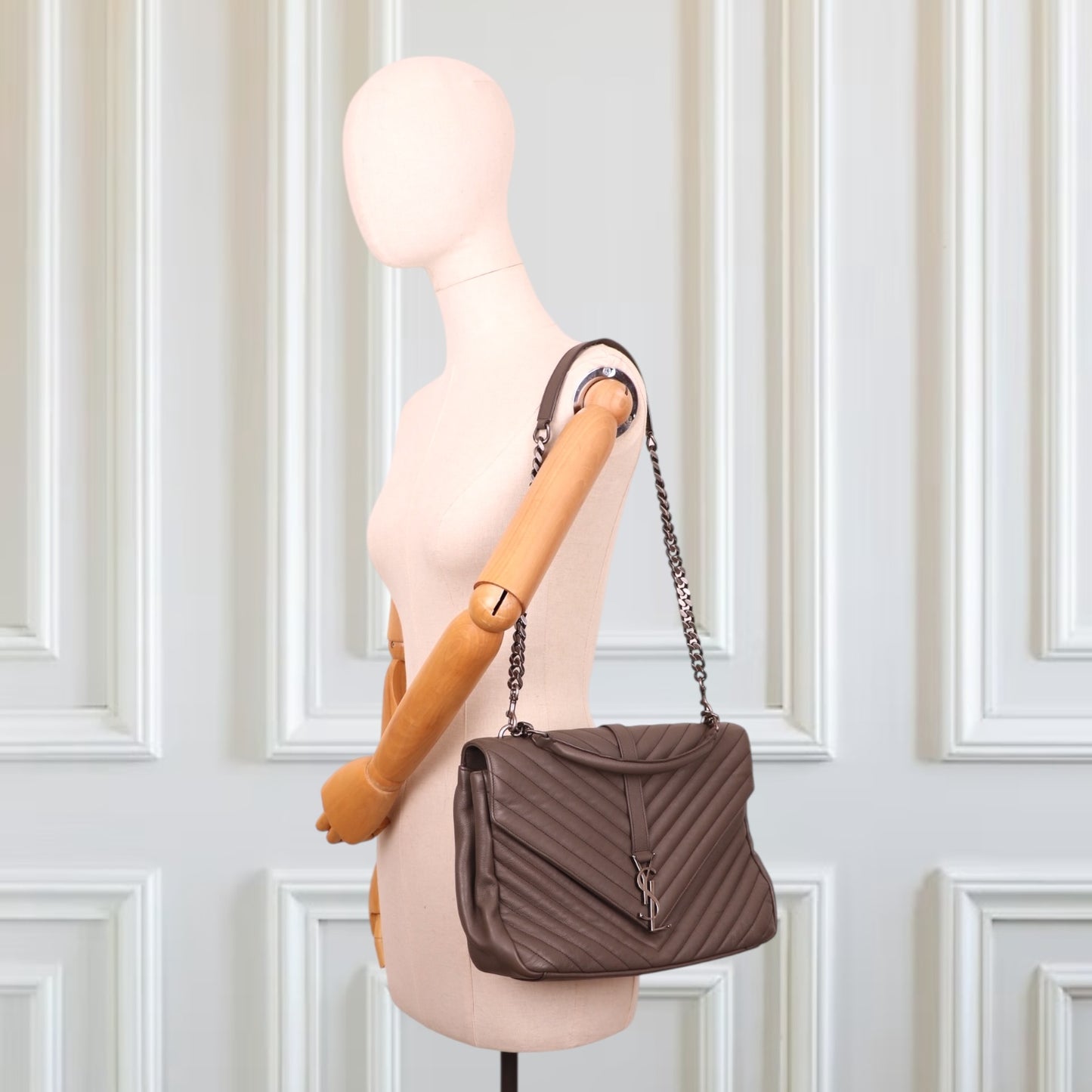 Saint Laurent College large grau