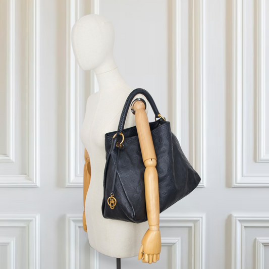 Louis Vuitton Artsy empreinte Infini
