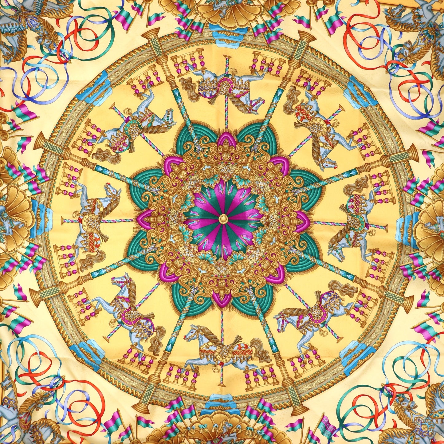 Hermès Carré “Lunapark”