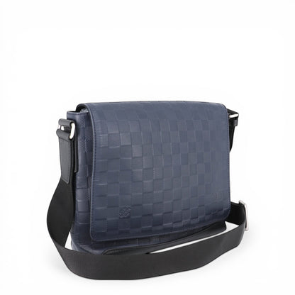 Louis Vuitton District PM Damier Infini Messenger