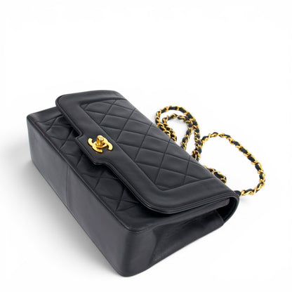 Chanel Diana flap bag schwarz GHW