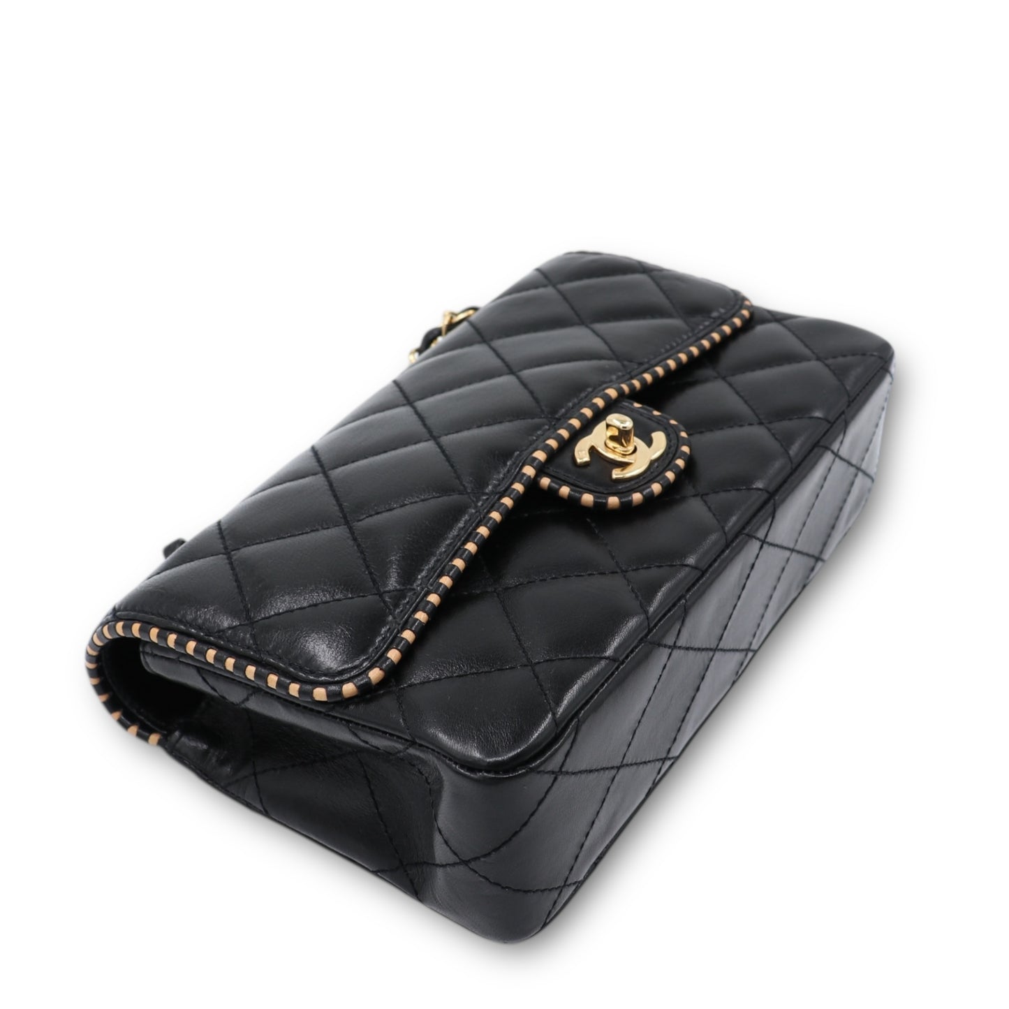 Chanel Timeless medium schwarz contrast piping