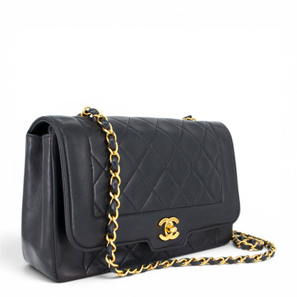 Chanel Diana flap bag schwarz GHW