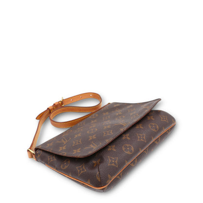 Louis Vuitton musette Tango monogram