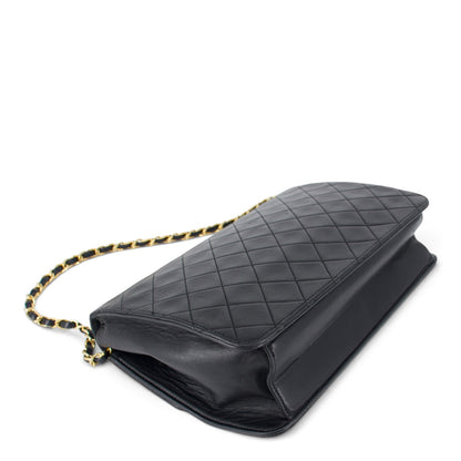 Chanel Matelassé Lammleder schwarz GHW