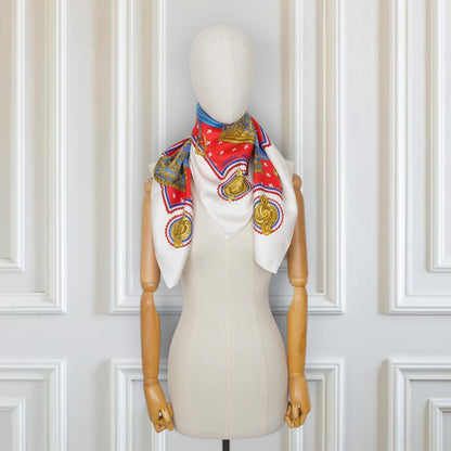 Hermès Carré "Selles à Housse" weiss/rot