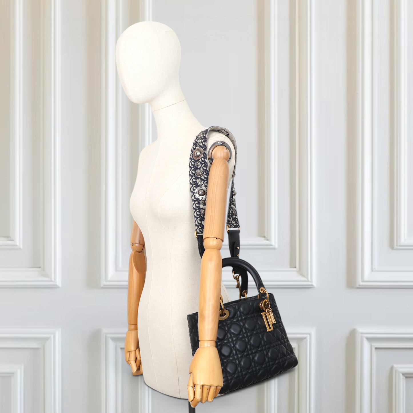 Dior Lady Dior Medium Nachtblau GHW
