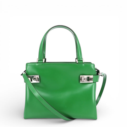 Salvatore Ferragamo Hug small grün