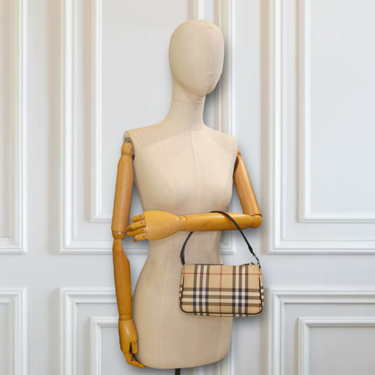 Burberry Pochette Nova Check