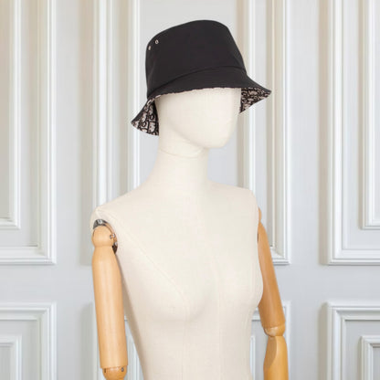 Dior wendbarer Teddy-D bucket hat Gr. 58