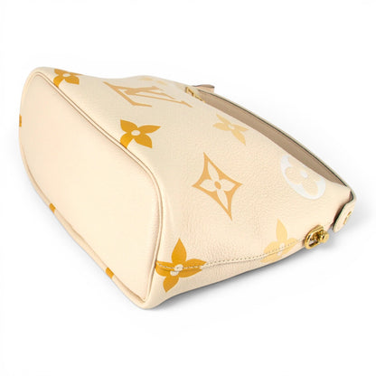 Louis Vuitton Marshmallow PM empreinte by the pool