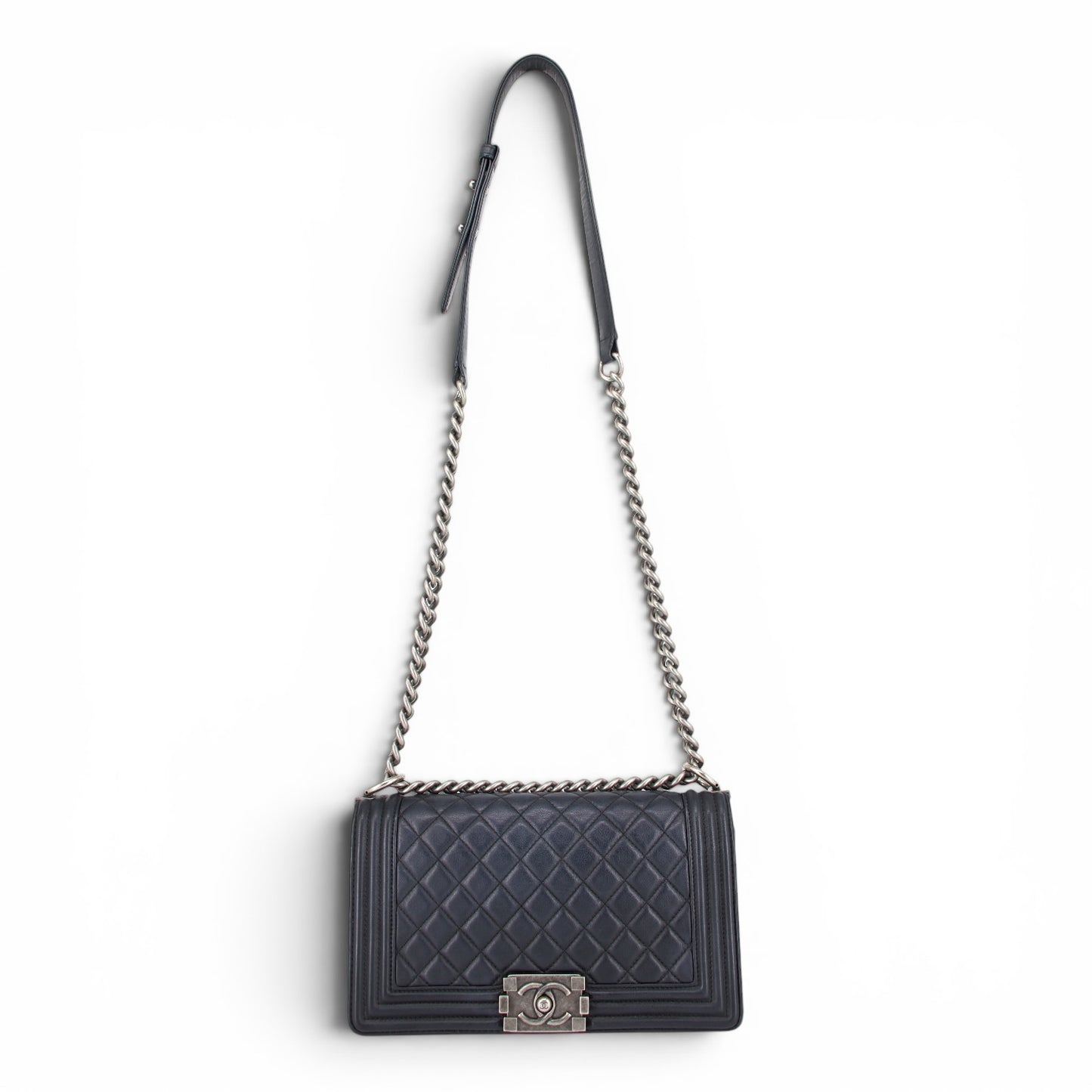 Chanel Medium Boy schwarz RHW