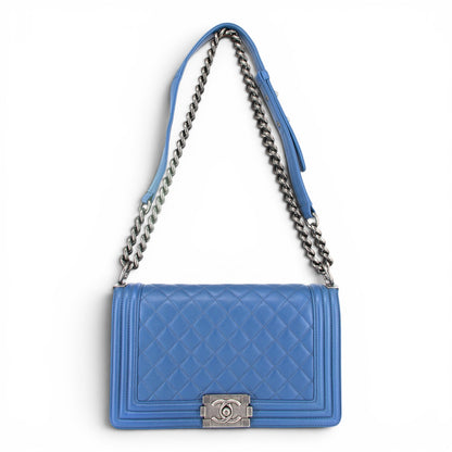 Chanel Medium Boy blau RHW