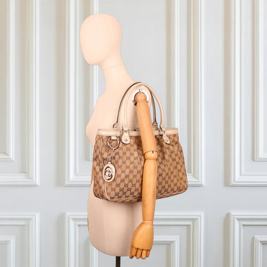 Gucci Schultertasche GG beige