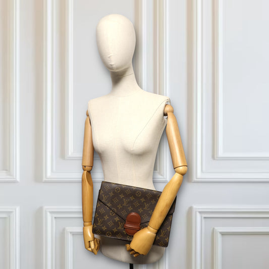 Louis Vuitton Ranelagh Clutch Monogram
