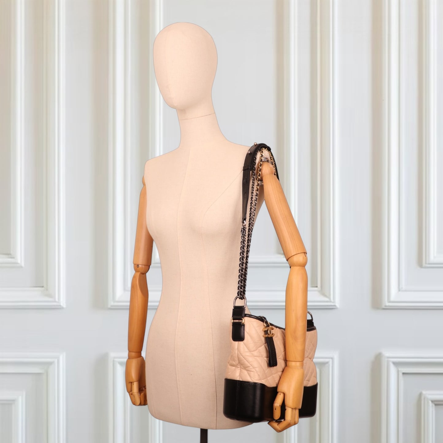 Chanel Gabrielle large beige/schwarz