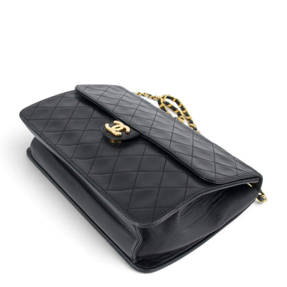 Chanel Matelassé Lammleder schwarz GHW