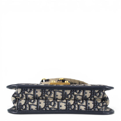 Dior Addict flap oblique blau