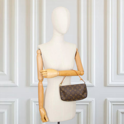Louis Vuitton Pochette Accessoires Monogram