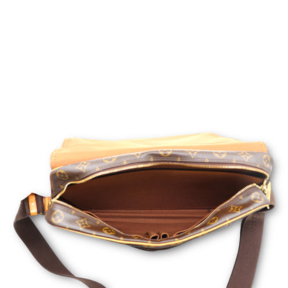 Louis Vuitton Valmy GM Monogram