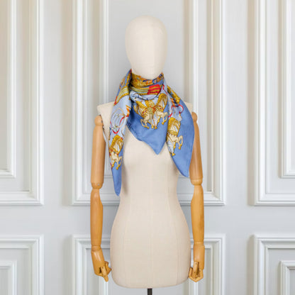 Hermès Carré "Lunapark" blau