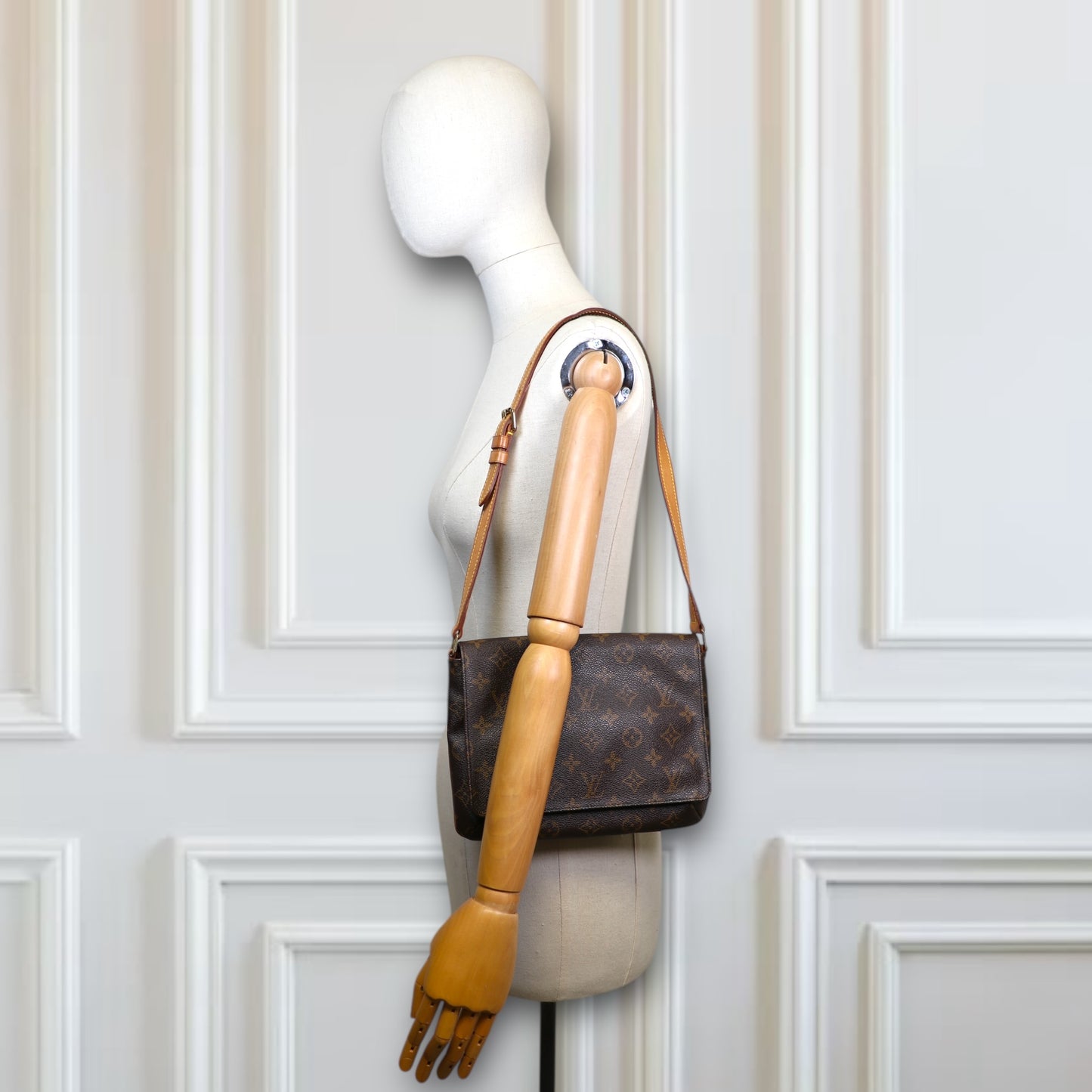 Louis Vuitton musette Tango monogram