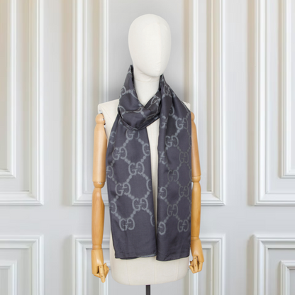 Gucci Wendeschal GG grau
