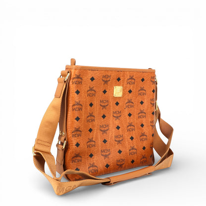 MCM Umhängetasche Visetos Cognac