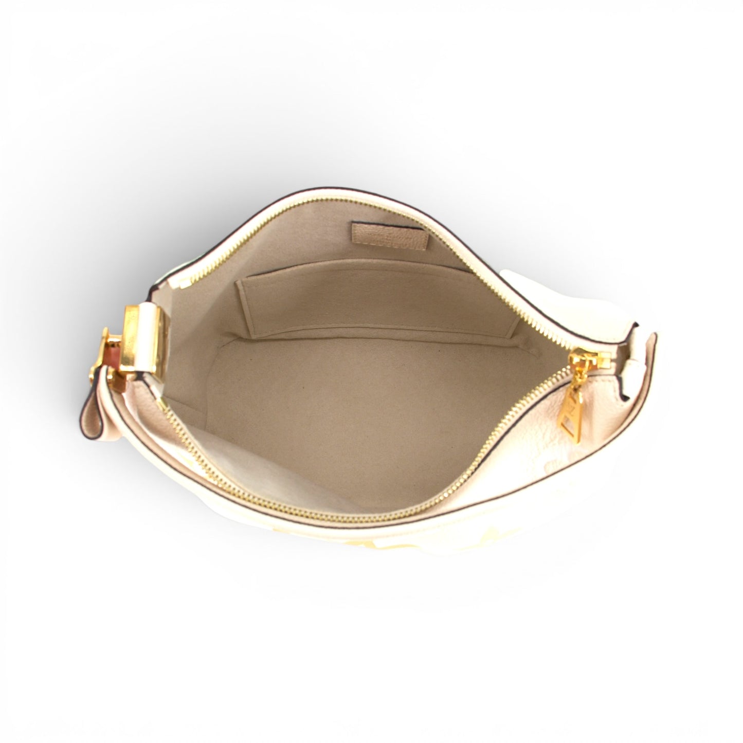 Louis Vuitton Marshmallow PM empreinte by the pool