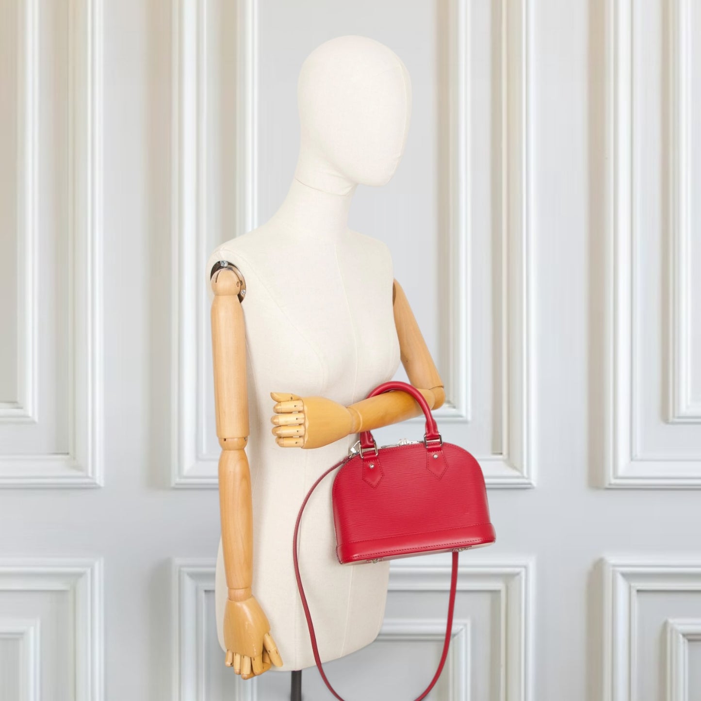 Louis Vuitton Alma BB epi Fuchsia