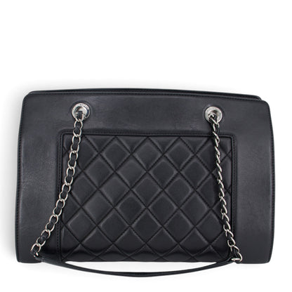 Chanel Large Mademoiselle Shopper matelassé schwarz