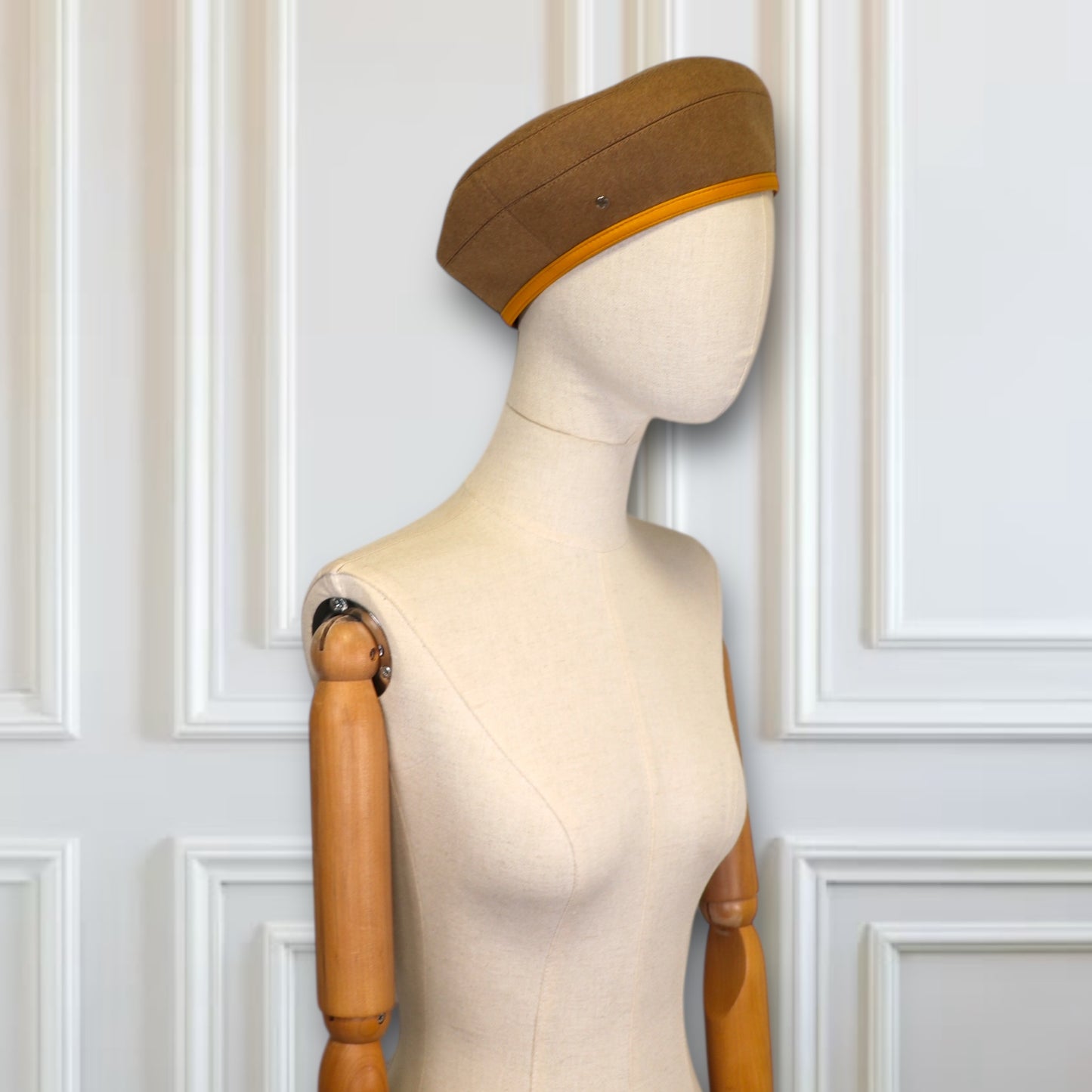 Hermès Saint-Honoré Rocabar Béret camel Gr. 57