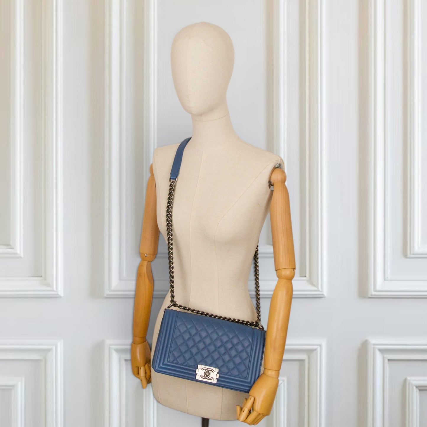 Chanel Medium Boy blau RHW