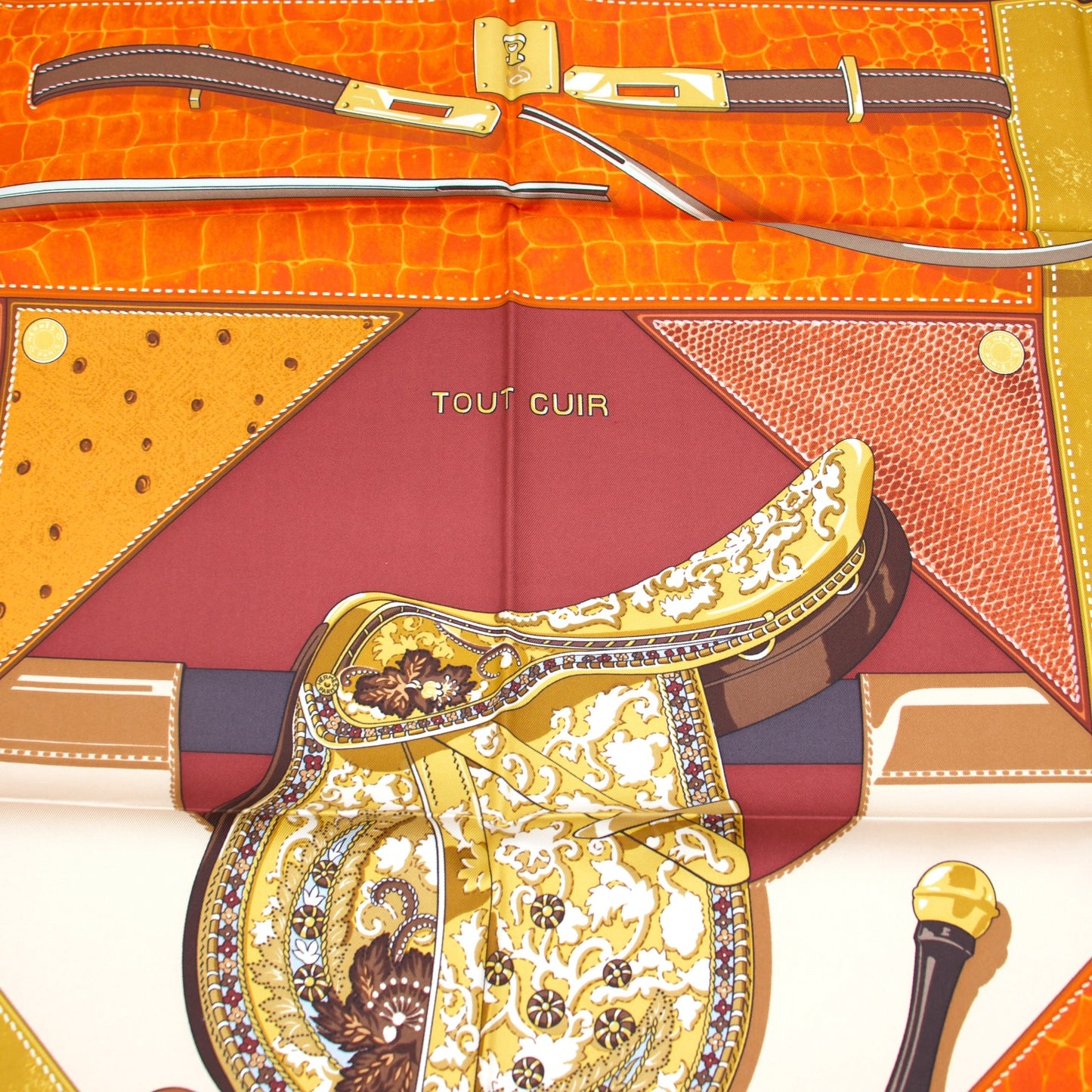 Hermès Carré "Tout cuir" orange