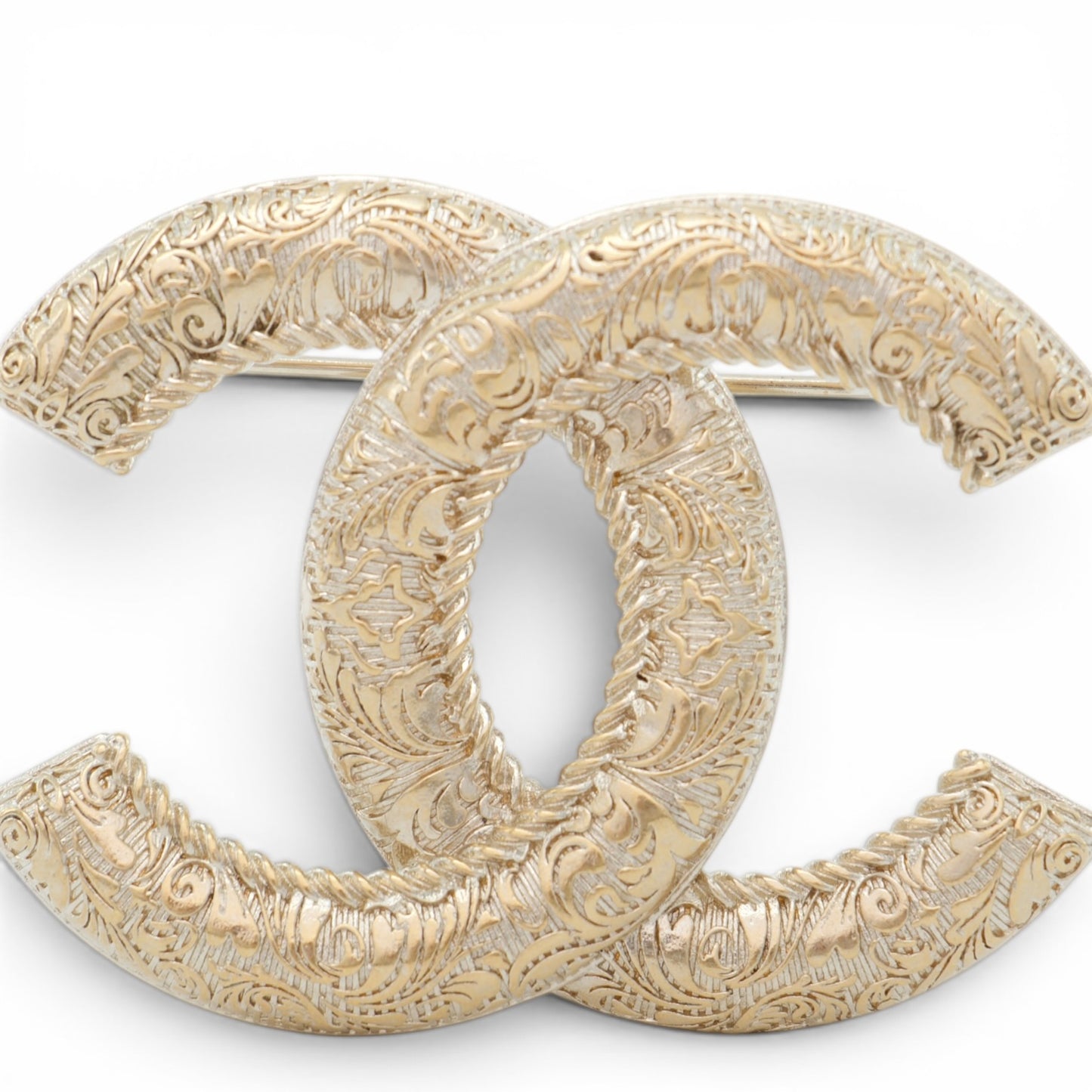 Chanel Brosche gold gemustert