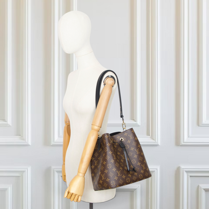 Louis Vuitton Néonoé Monogram schwarz