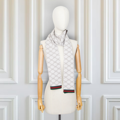 Gucci Wendeschal Wolle GG taupe/crème