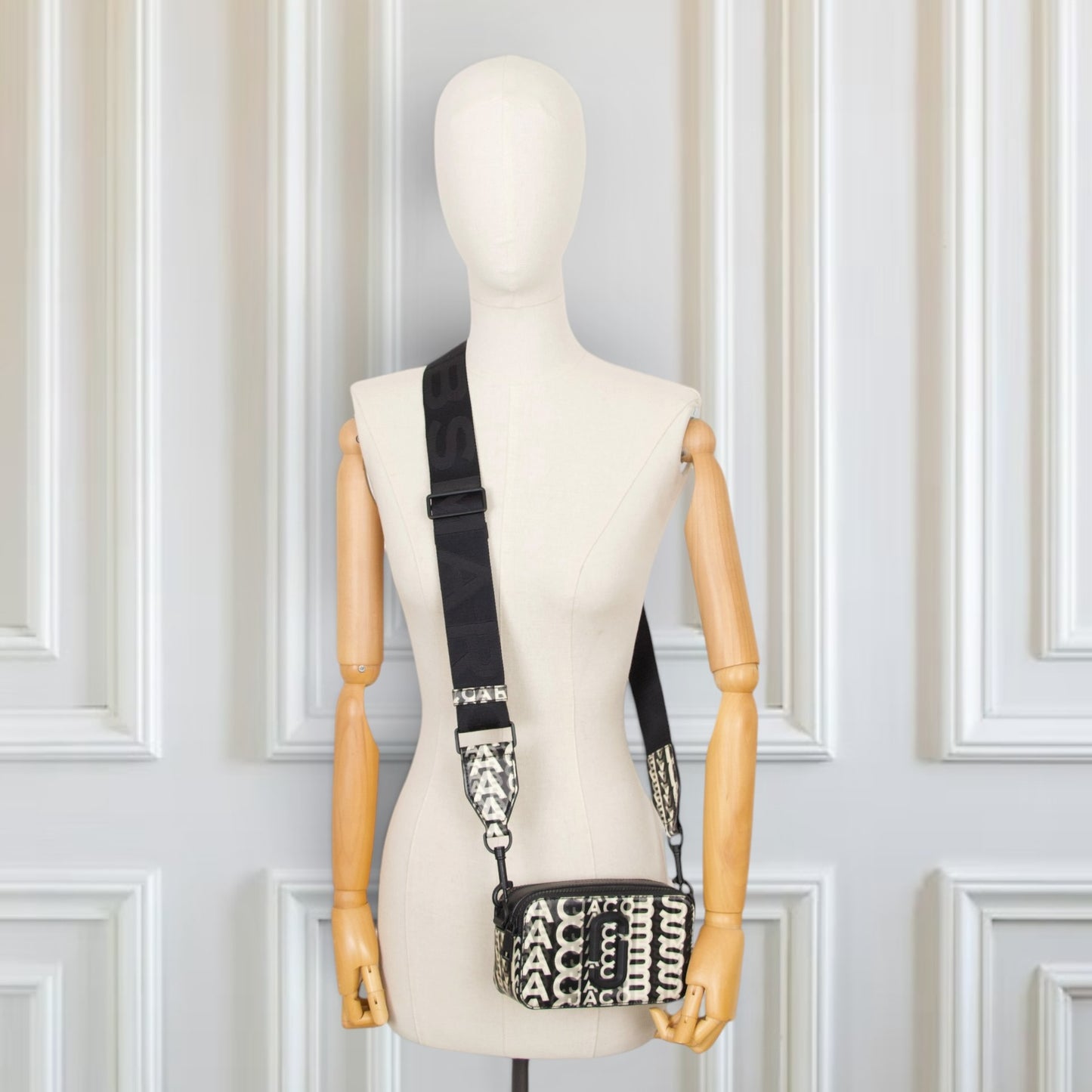 Marc Jacobs Snapshot monogram-lenticular