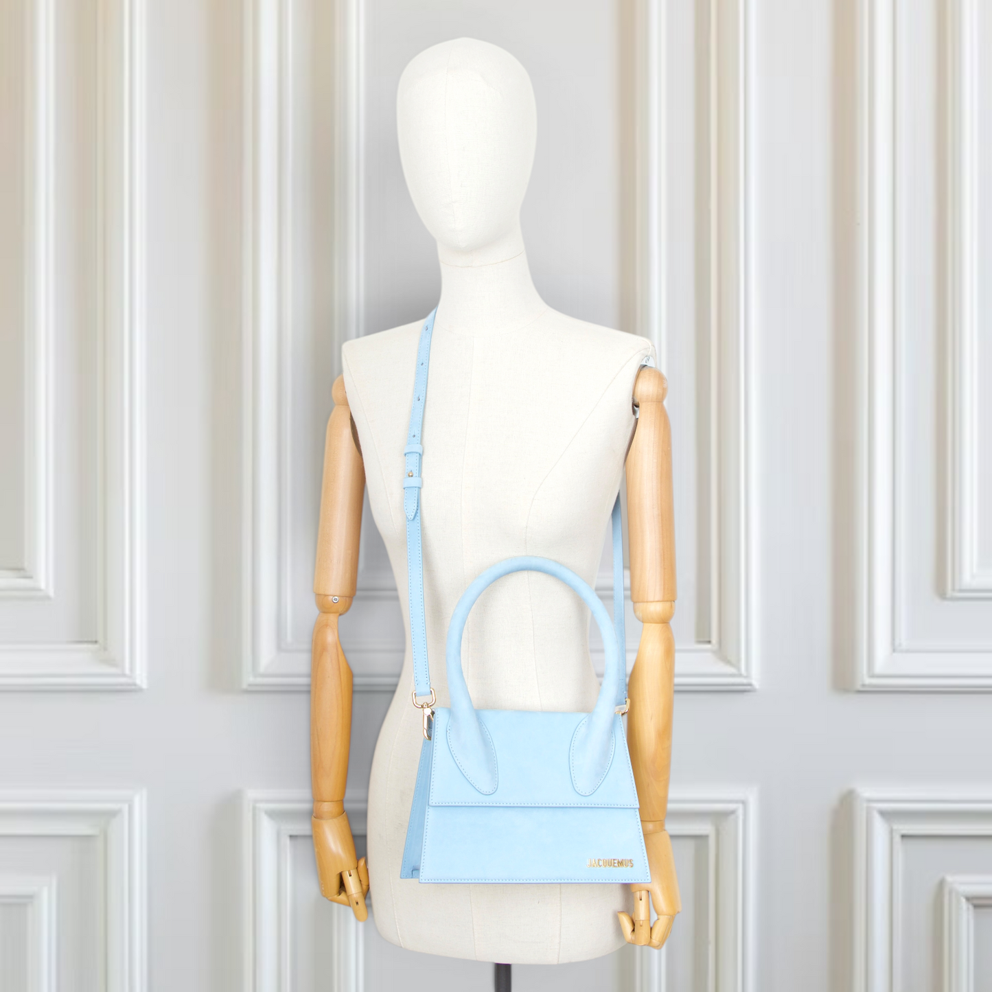 Jacquemus Le grand Chiquito Wildleder hellblau