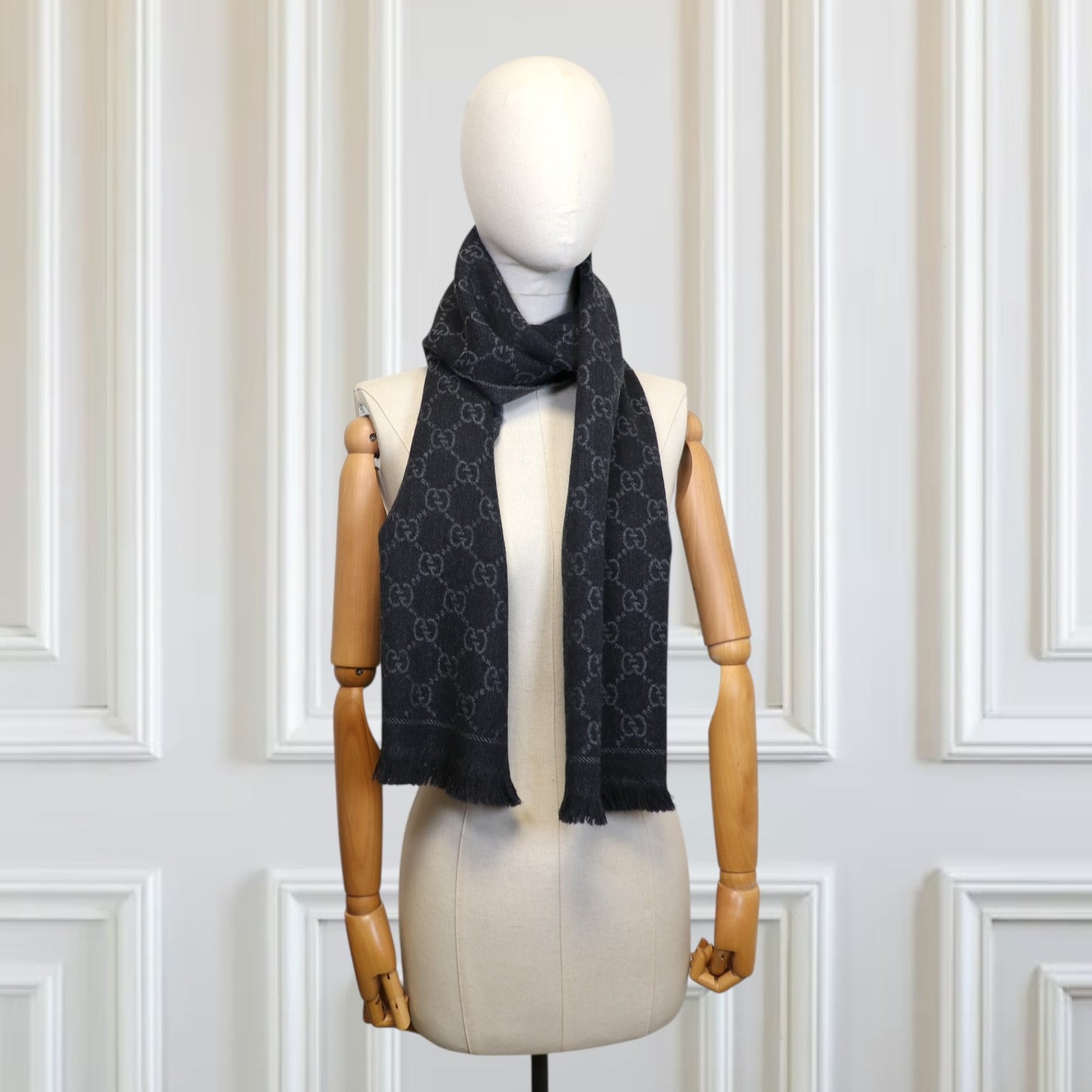Gucci Schal GG grau reversible