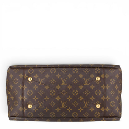 Louis Vuitton Artsy Monogram