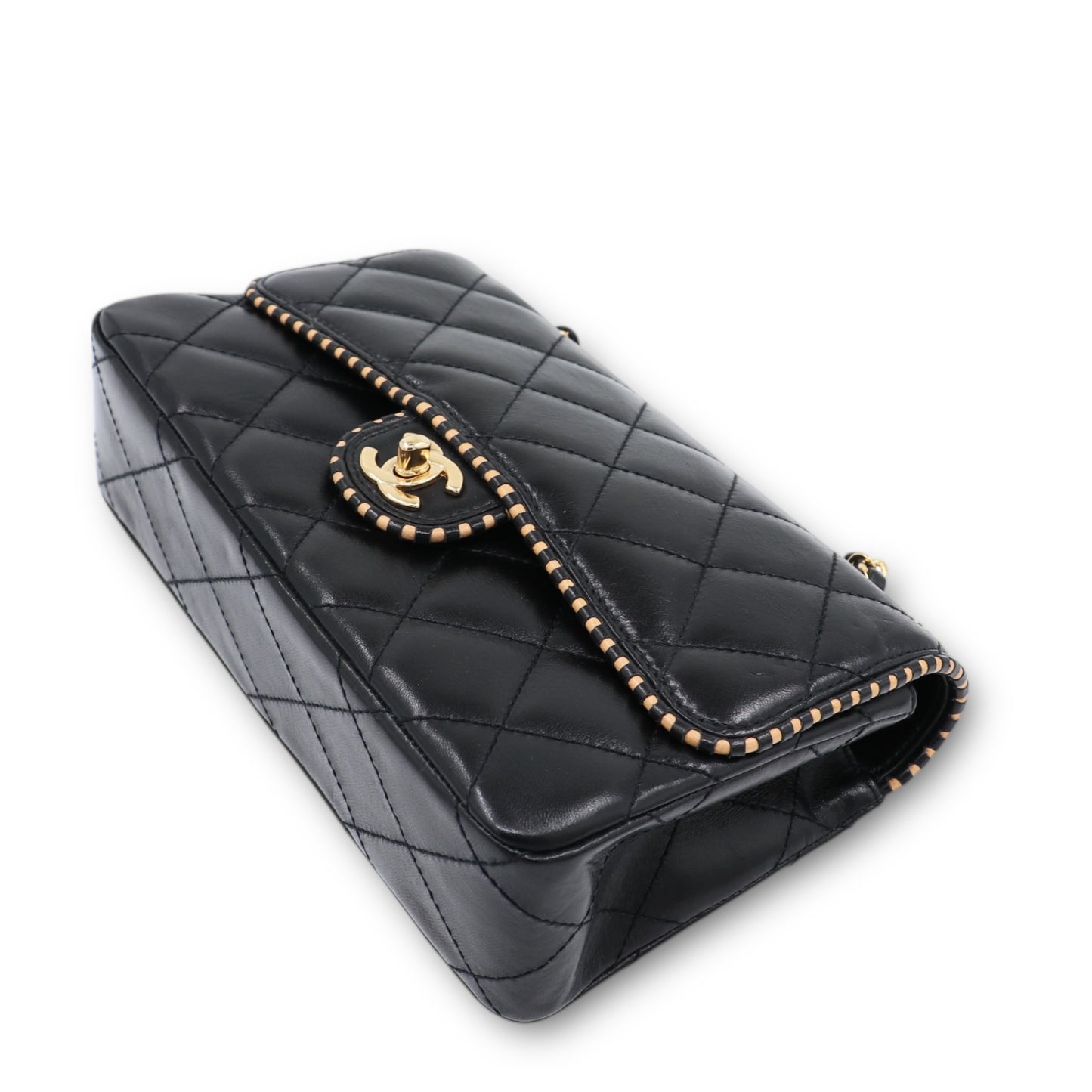 Chanel Timeless medium schwarz contrast piping